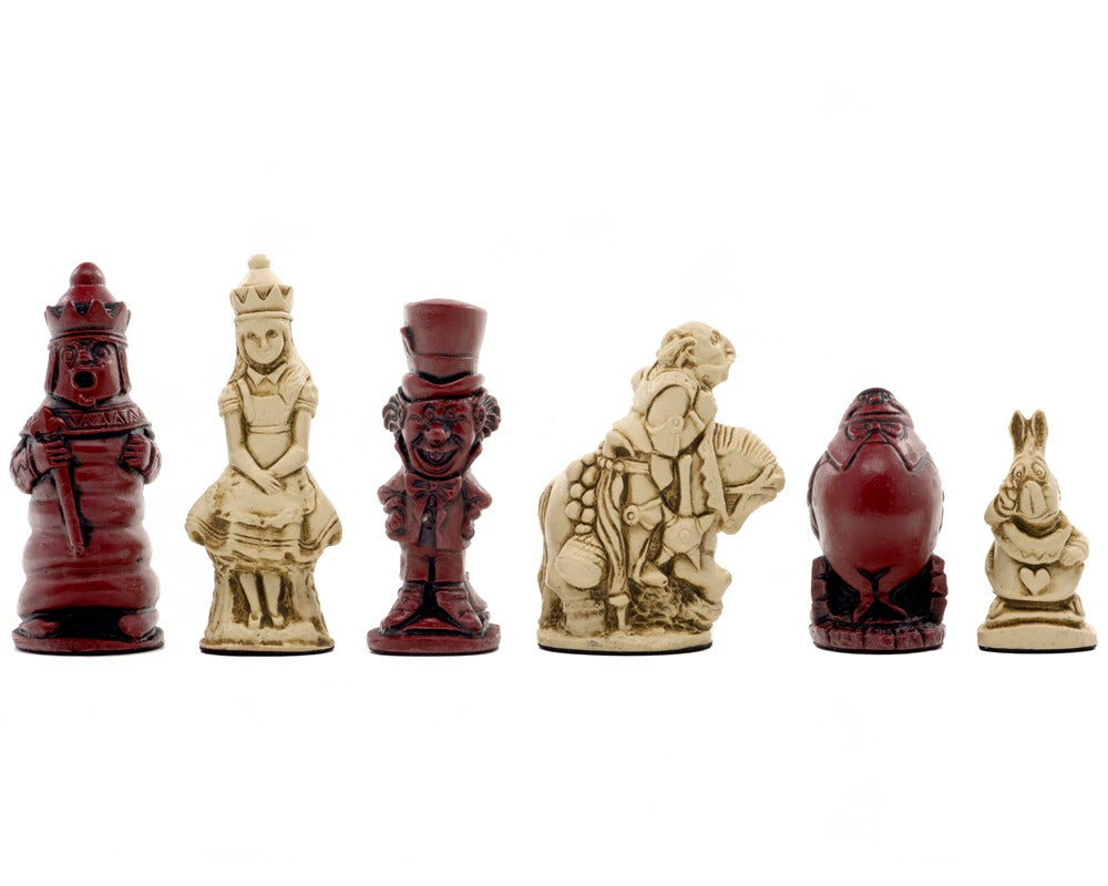 Berkeley Chess Alice i Underlandet Cardinal-schackpjäser