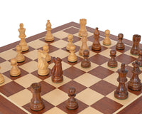 Schackset Med Fransk Springare I Sheesham/Mahogny