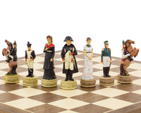 Handmålat temaschackset "Napoleon mot ryssarna" från Italfama