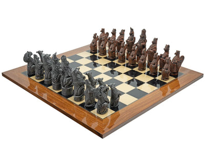 Berkeley Chess Royal Beasts Grand Schackset i metall och palisander